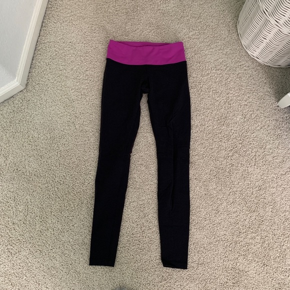 Lululemon Wunder Under Leggings - Picture 3 of 5